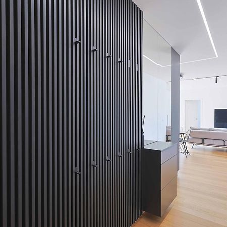 브라티슬라바 Downtown Luxe Retreat- Konventna 아파트 외부 사진